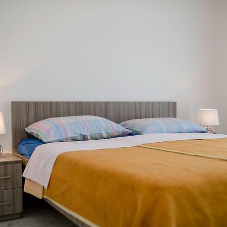 Apartman Jasmina Banjol Eksteriør billede